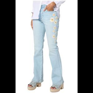 Driftwood Jeans  Women's Wyatt Embroidered Flare Portofino Daisy - Plus